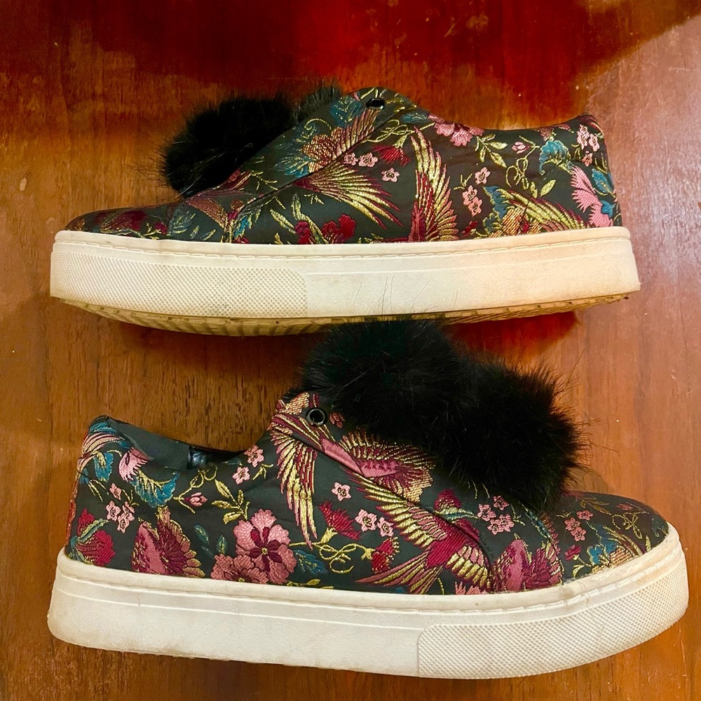 Sam Edelman Black Floral Sneakers with Fur
